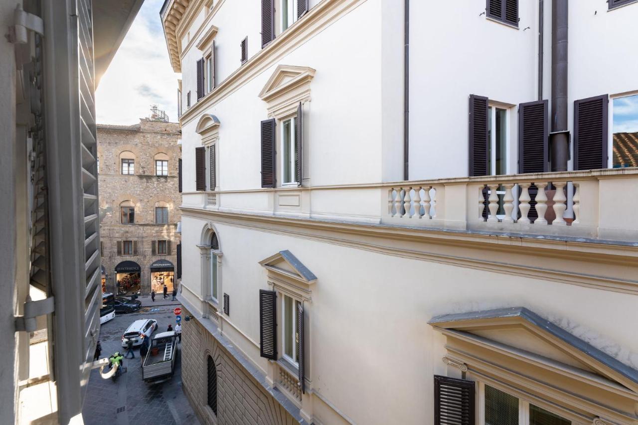 Istay - Zannetti Florence Buitenkant foto