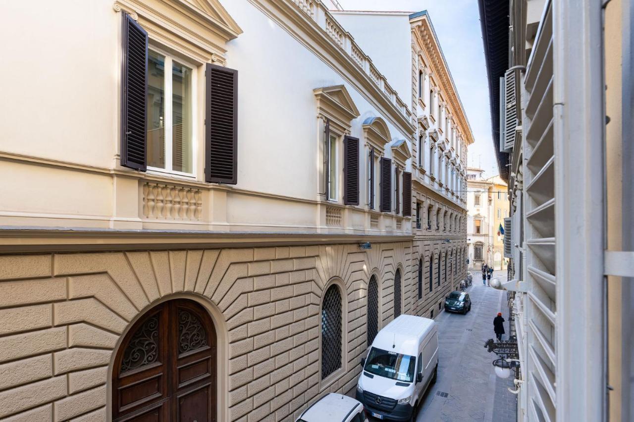 Istay - Zannetti Florence Buitenkant foto